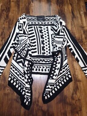 Akira Chicago Black Label Southwestern Open Front waterfall sweater cardigan S/M
